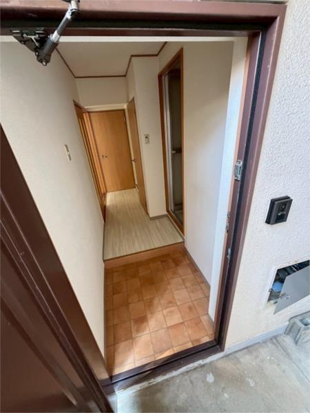 グレイスハイツ大田町 玄関