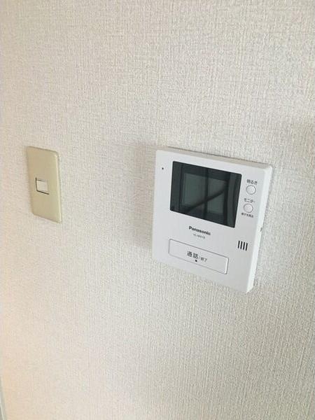 ホワイトハイツ 玄関