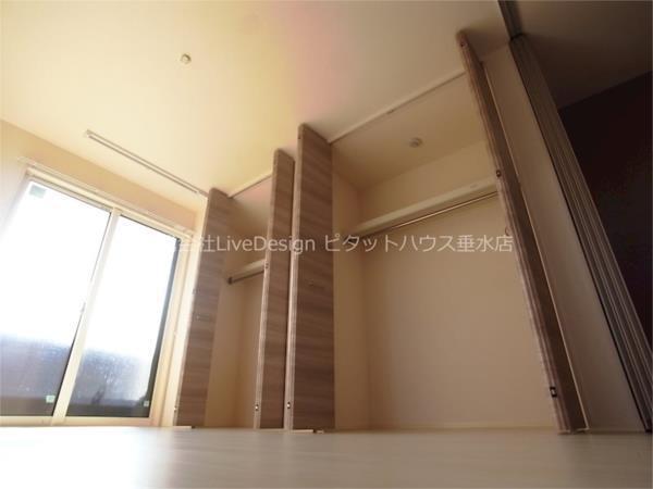 モアレ　オークラ 部屋画像