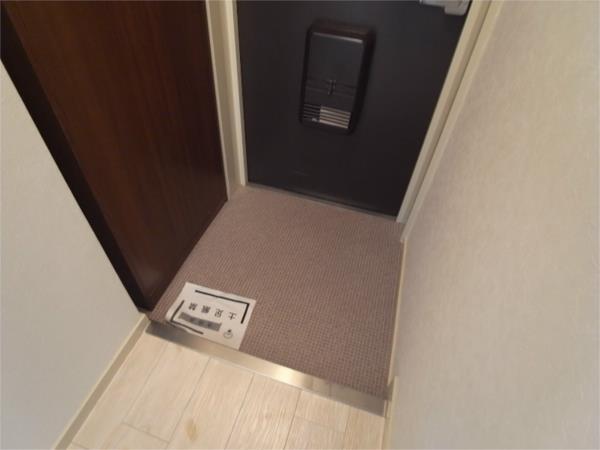 サンパレス21御影山手 玄関