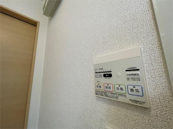 舞子坂ヒルズ 部屋画像