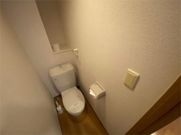 ブロスコート六甲II トイレ
