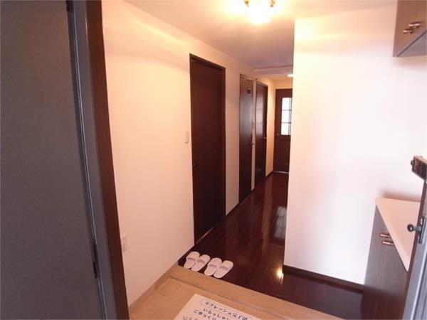 アーデンコート住吉川（405） 玄関