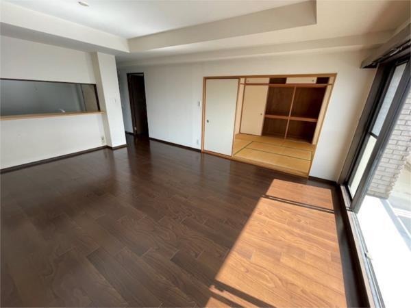 アーデンコート住吉川 リビング