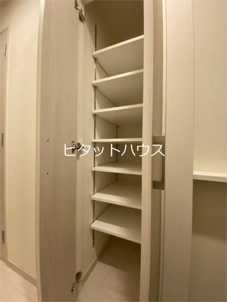 スプランディッド王子公園 玄関