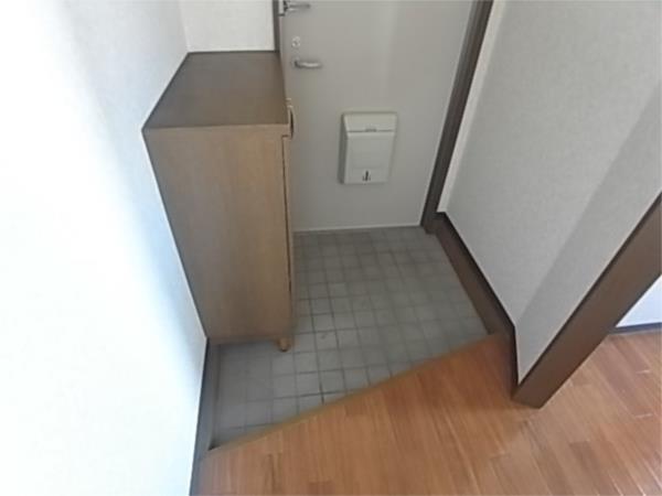 ニューサンハイツ 玄関