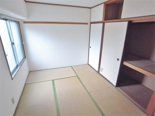 山手ハイツ 収納