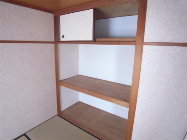 ケイアンドエスマンション白川台 収納
