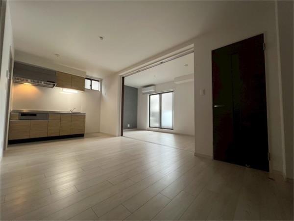 The Residence 大庄西町 リビング