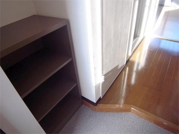 リヴィエル須磨 収納