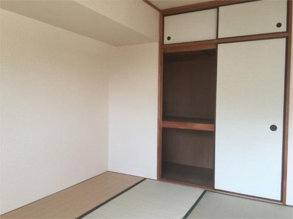 パープルツィン園田 収納