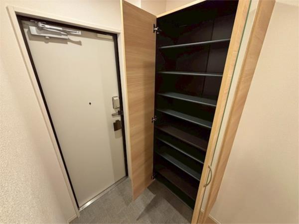 アリビオ 玄関