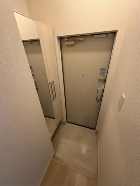ヒカルサ神戸垂水山手 玄関