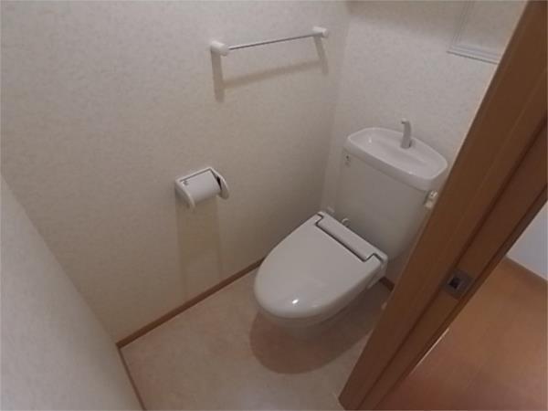 ネーベルベルク壱番館 トイレ