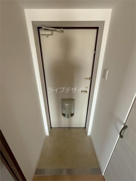 ハッピー新伊丹II 玄関