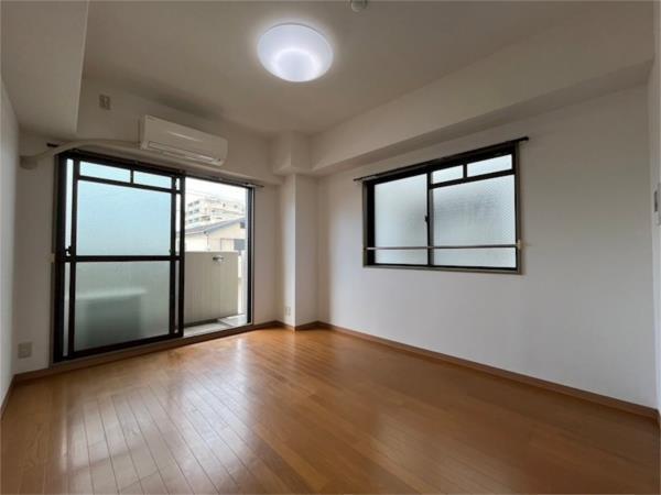 エステムコート芦屋西 リビング