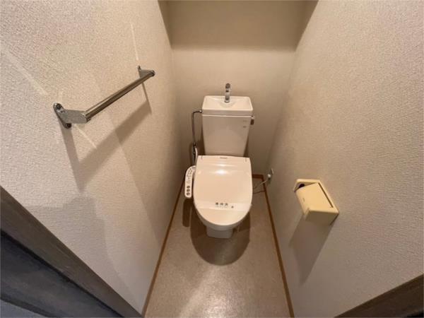 エステムコート芦屋西 トイレ