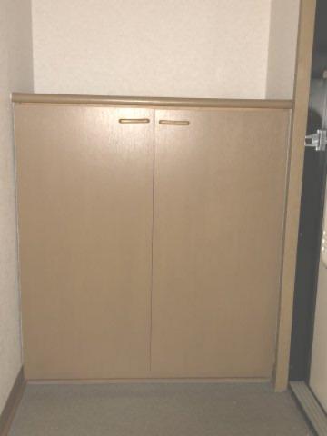 ソフィア清水A棟 収納