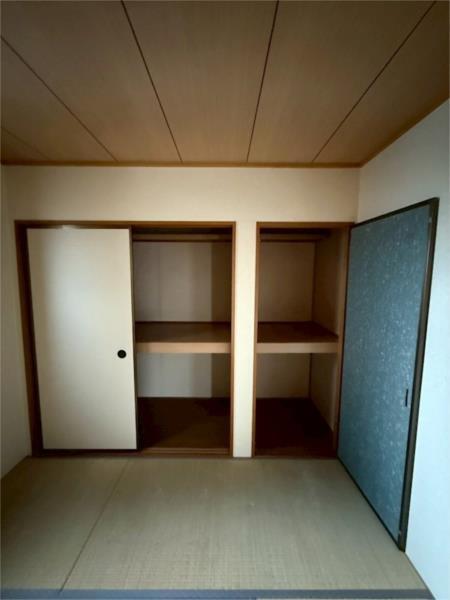 エステート塩屋山手B棟 収納