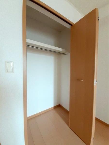 ローレルコートＳ 収納