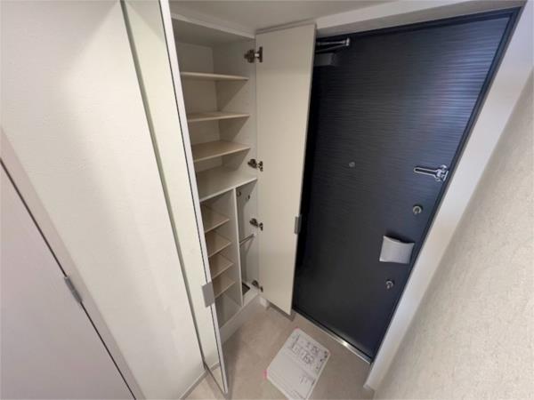 プレリス尼崎レーネヴィア 玄関