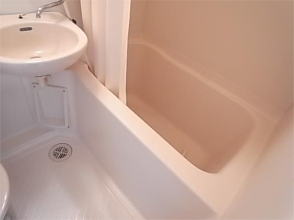 メゾンドアヴニール名谷 バス／シャワー