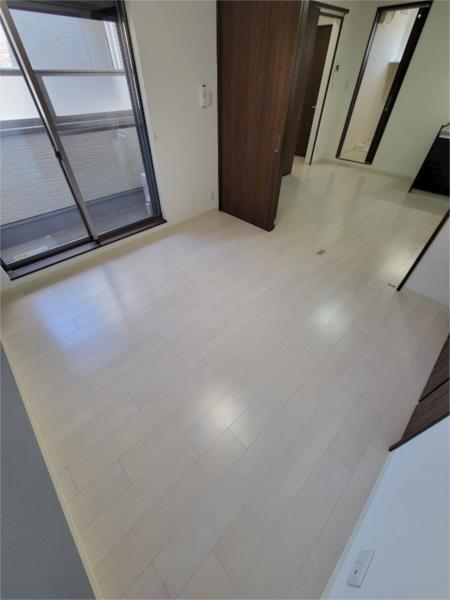 クリエオーレ福町II リビング