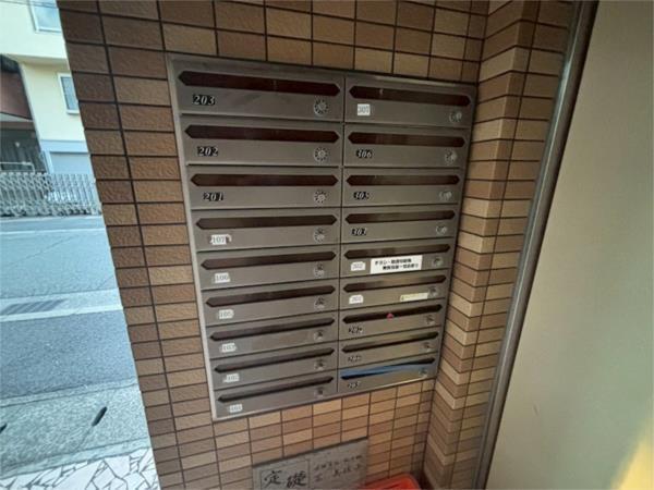 フォワイエ セレスト２ その他