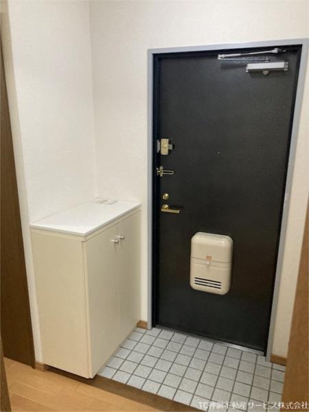 クレフ本山 玄関