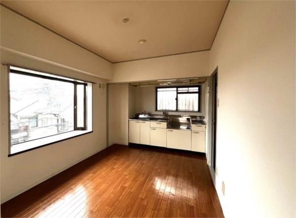 ラグゼコート伊丹 リビング