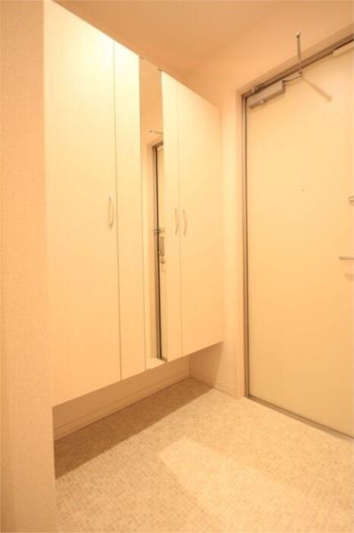 M.J tsukuda 壱番館 玄関