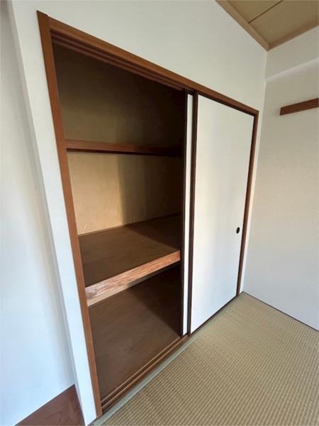 シティ南落合 収納