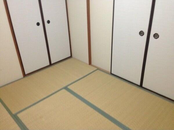 ホウエイフラット リビング