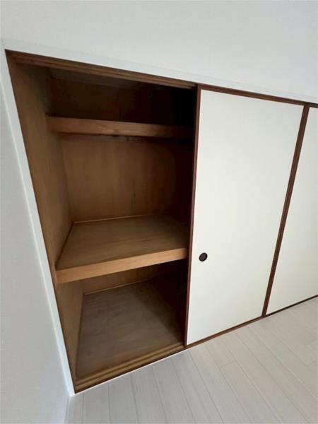 日宝アドニス塩屋 収納