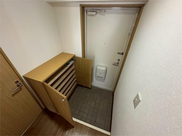 甚樹園マンション弍番館 玄関