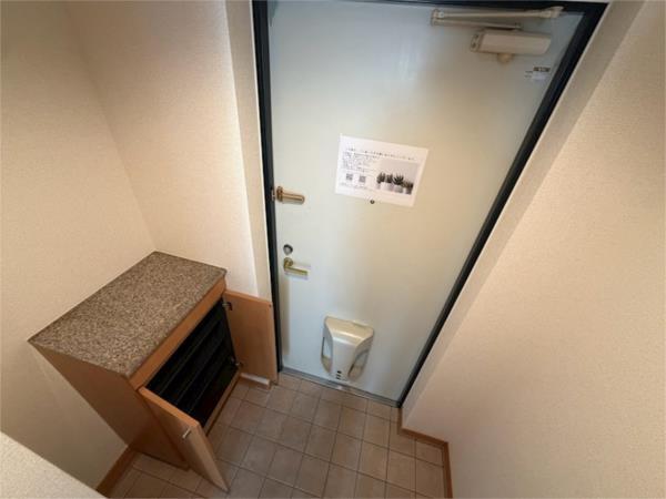 エスペランサ 玄関