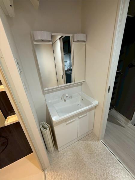 エヌエムサンカンテキャトフE棟 部屋画像