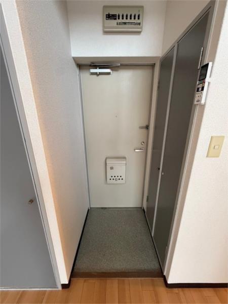 ゼンマンション 玄関