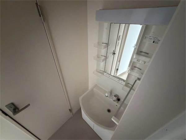 リブリ・リヴェール南七松町 収納