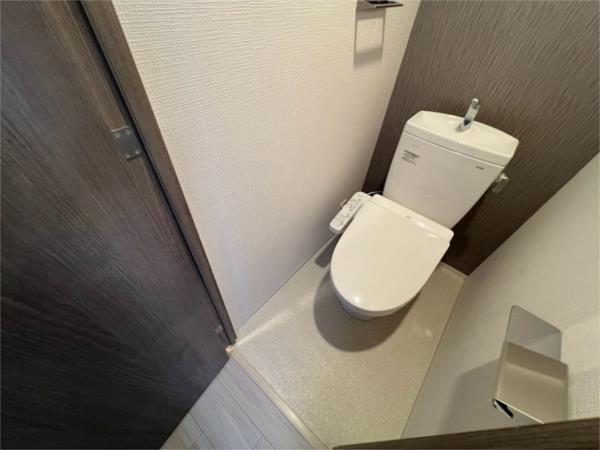 エスリード大阪セレスティア トイレ