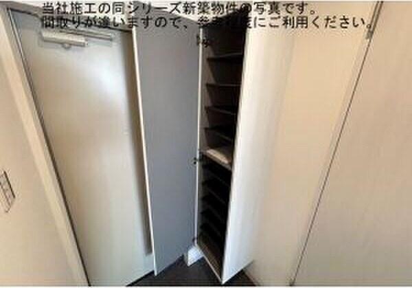 ジーメゾン明石二見ルミオール 玄関