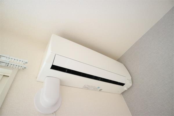 ヴィルヌーブ サンティーエ 部屋画像