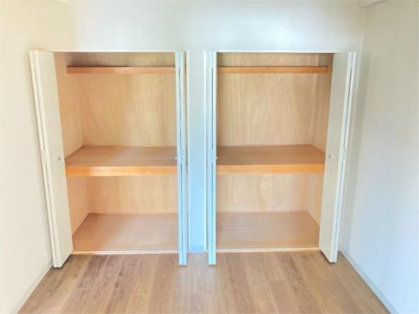 シャトル瑞穂 収納