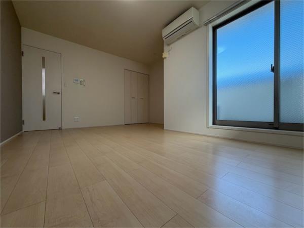 フジパレス西本町北通I番館 リビング