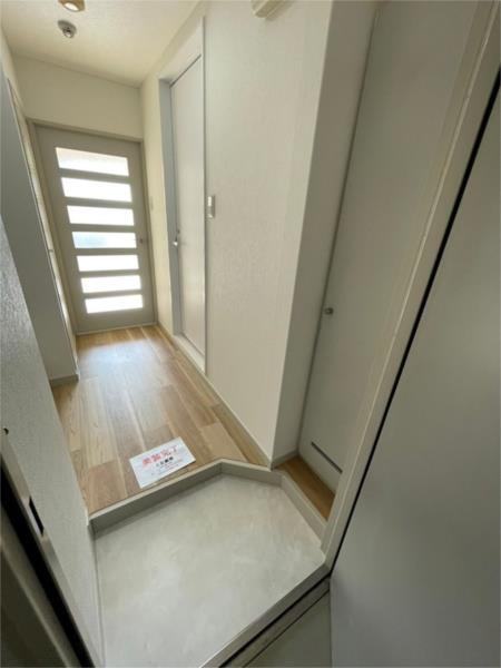 大手ビル 玄関
