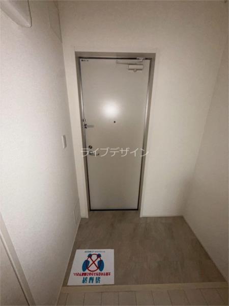 フジパレス尼崎ガーデンV番館 玄関