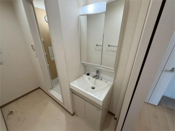 フジパレス出屋敷II番館 部屋画像