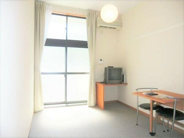 レオパレスパレス猪名寺III 部屋画像
