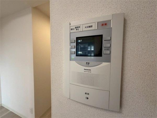 プレサンス塚本ミッドマーク セキュリティ