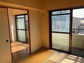リヴィエール尾浜 玄関